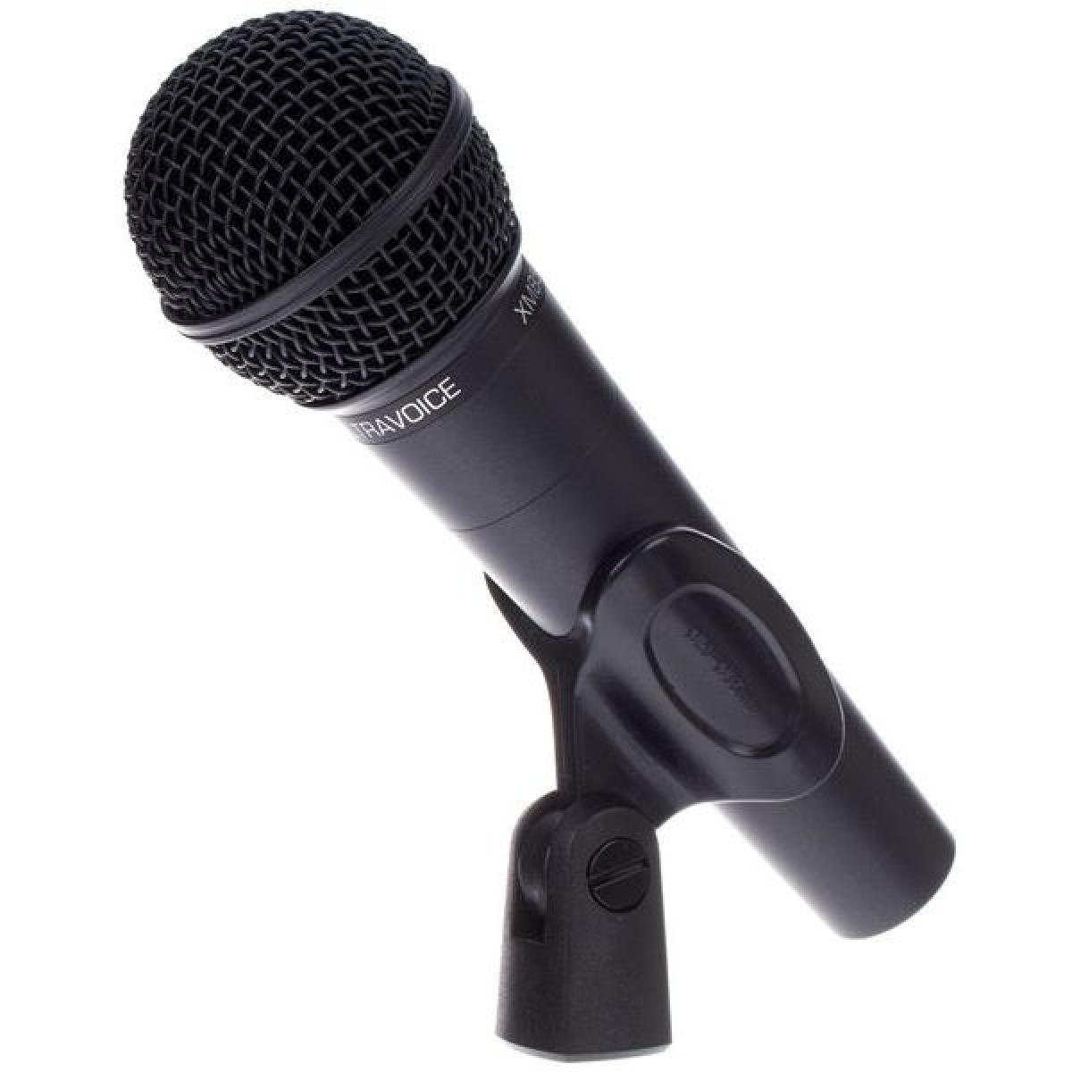 Behringer XM8500